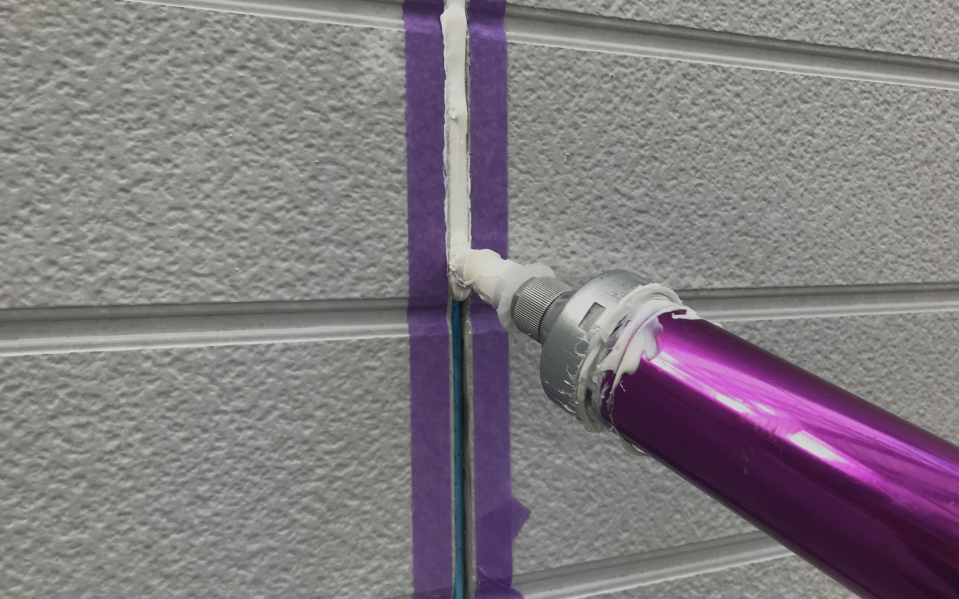 埼玉・東京の住宅シーリング工事、コーキング工事なら埼玉県さいたま市緑区の株式会社ZEST（ゼスト）へお任せください。